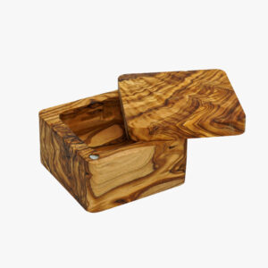 Olive Wood square box with magnet